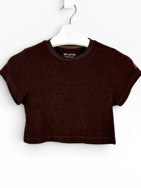 SET Active Cropped Ribbed Short Sleeve Top Brown
